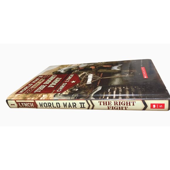 World War II Book One "The Right Fight" By Chris Lynch - Picture 15 of 16